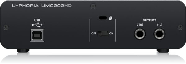 کارت صدا UMC202HD برند Behringer
